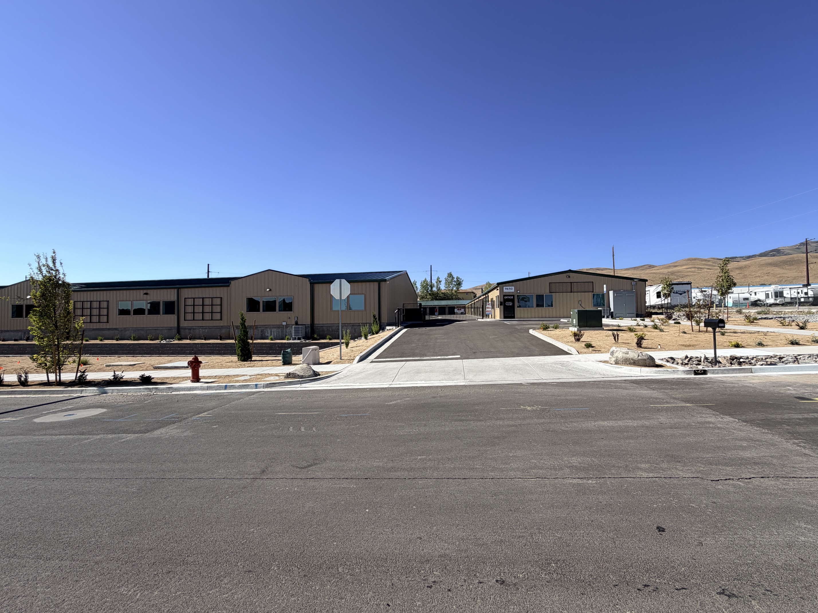 storage units in reno